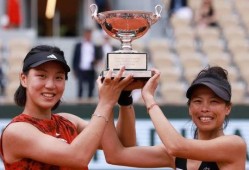 法网天后在线观看,在线观看，揭秘网球界的传奇风采