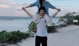 窦骁何超莲最新爆料照片,浪漫瞬间曝光！